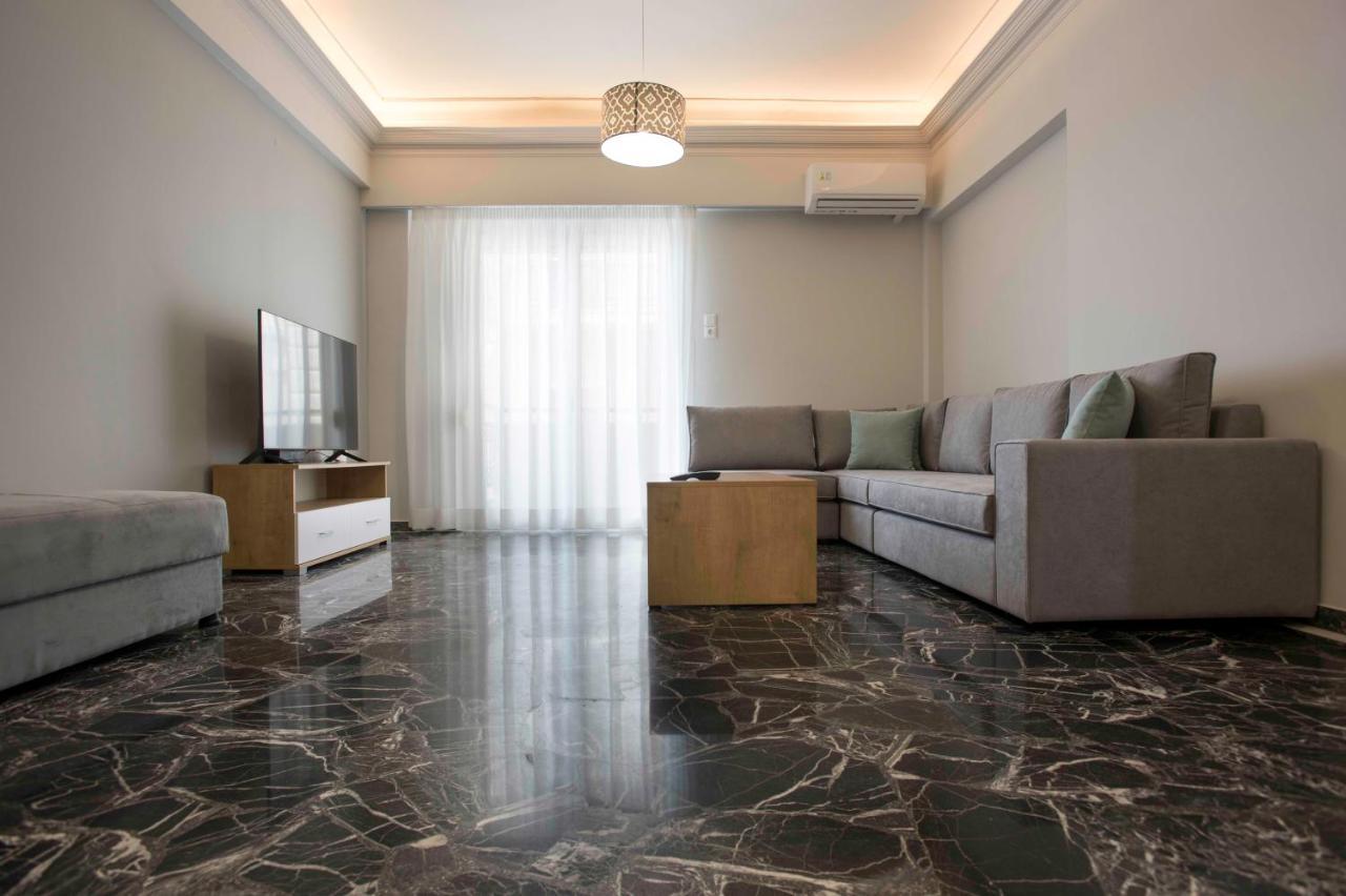 Central Spacious Apt Close To Port-Sites W/View 2 イラクリオン エクステリア 写真