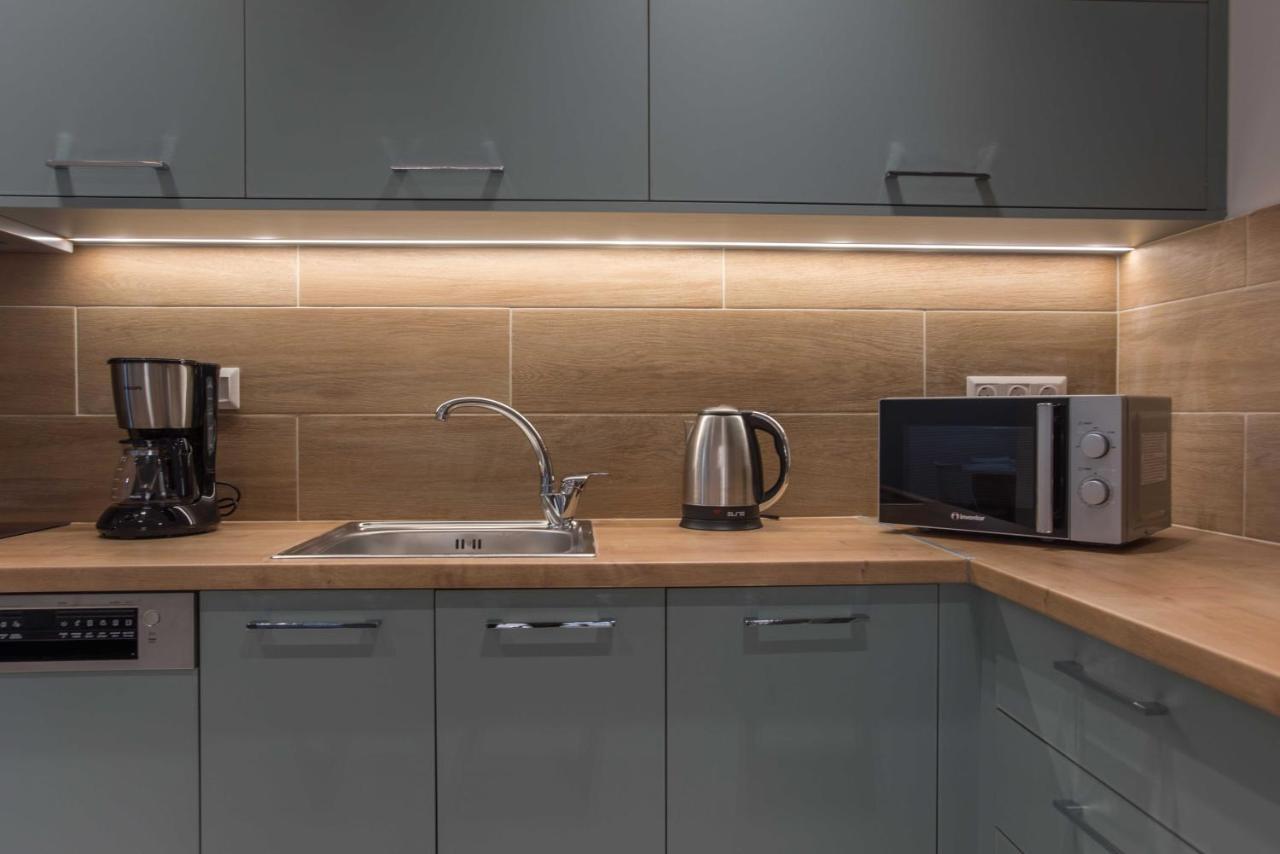 Central Spacious Apt Close To Port-Sites W/View 2 イラクリオン エクステリア 写真